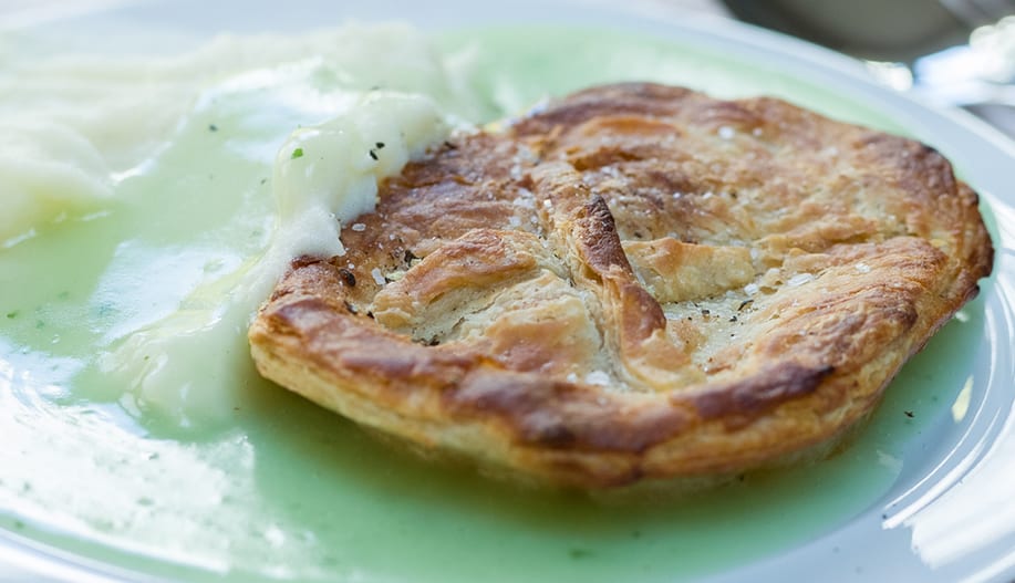 Come To Arments Pie & Mash London This St. Georges Day!