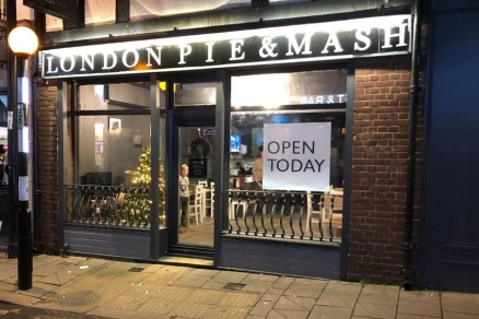 London Pie Company, Chatham - Arments Pie & Mash